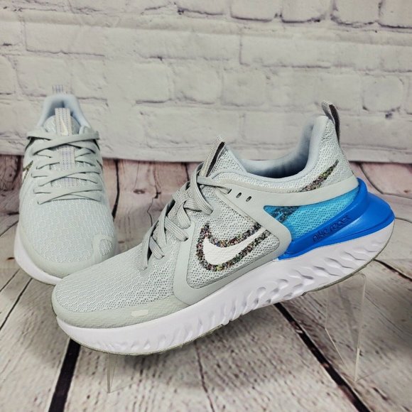 Nike Runing Shoes Womens Size 8 Wolf Grey Legend React 2 Swoosh Gym Work Out - Picture 2 of 8